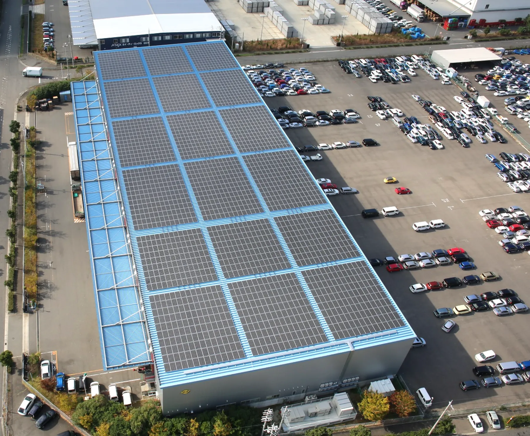 Wharfage Initiatives 堺泉北埠頭(株)の取り組み